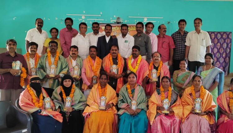 PRTU honored teachers
